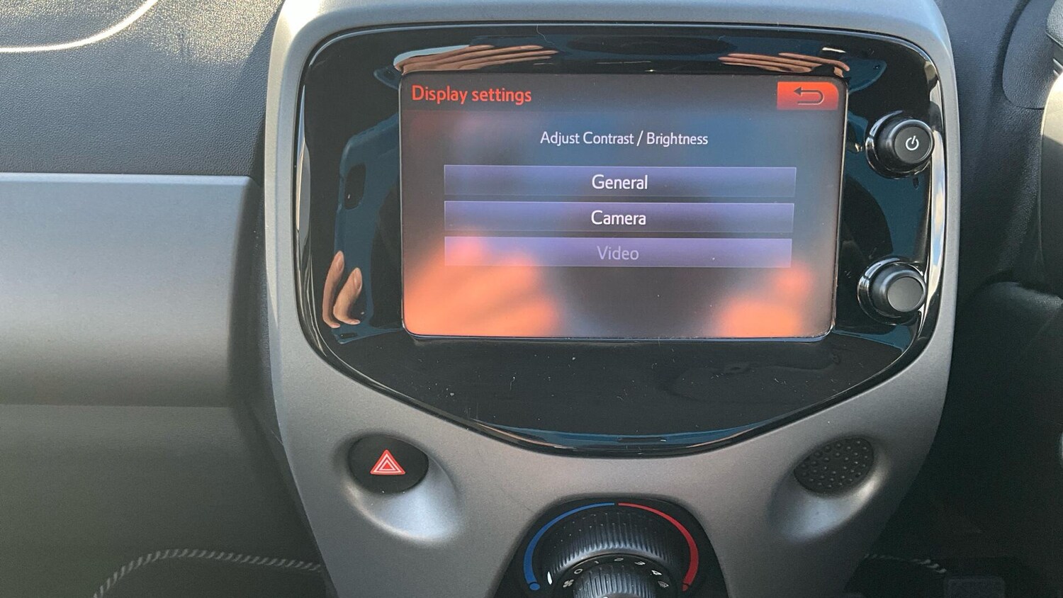 Used Toyota AYGO 2019 for sale - 76041960: Photo 56