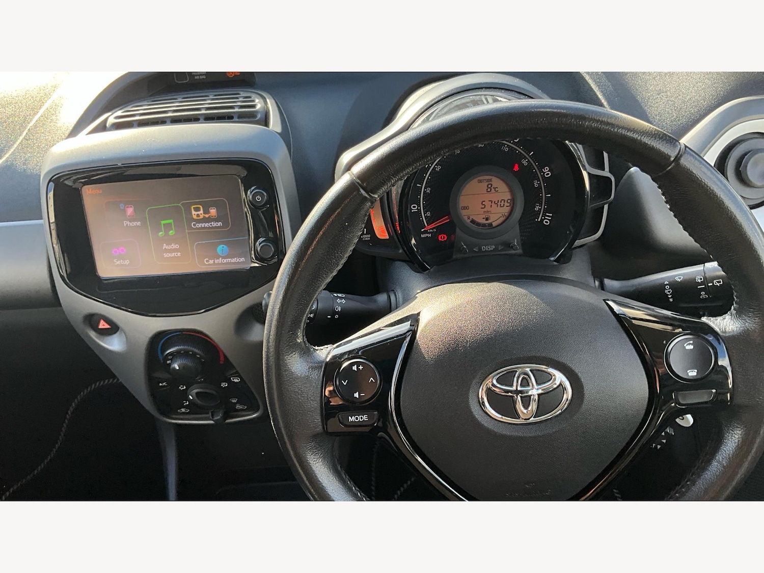 Used Toyota AYGO 2019 for sale - 76041960: Photo 8