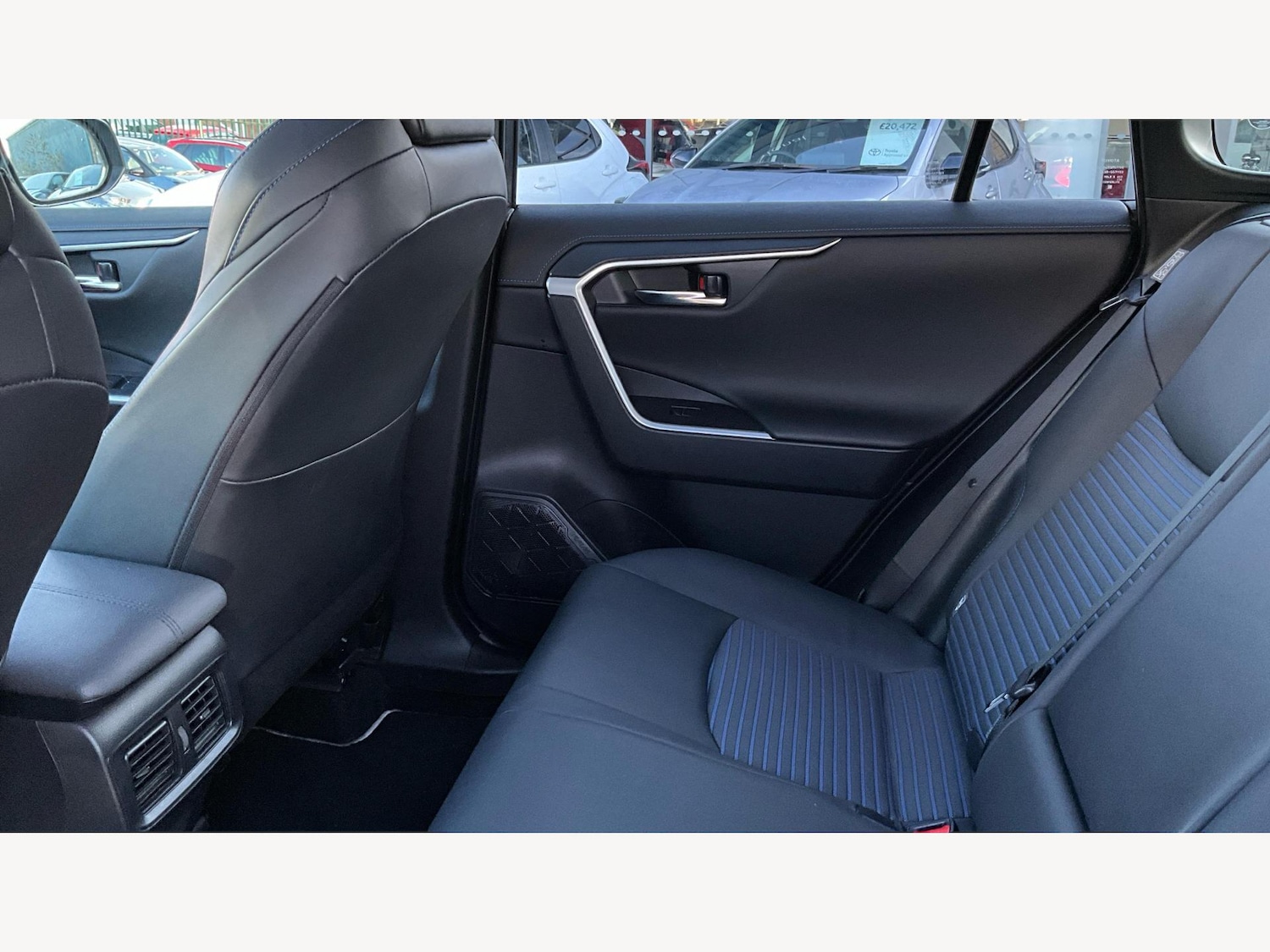 Used Toyota RAV4 2022 for sale - 76759421: Photo 15