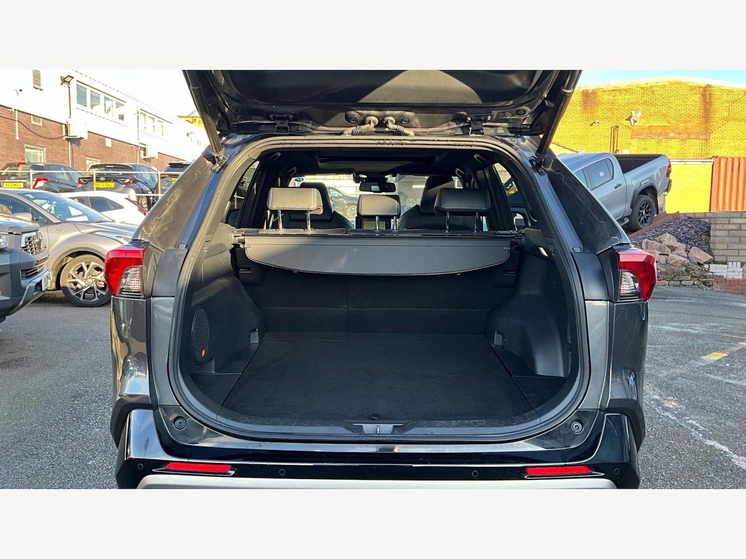 Used Toyota RAV4 2022 for sale - 76759421: Photo 16