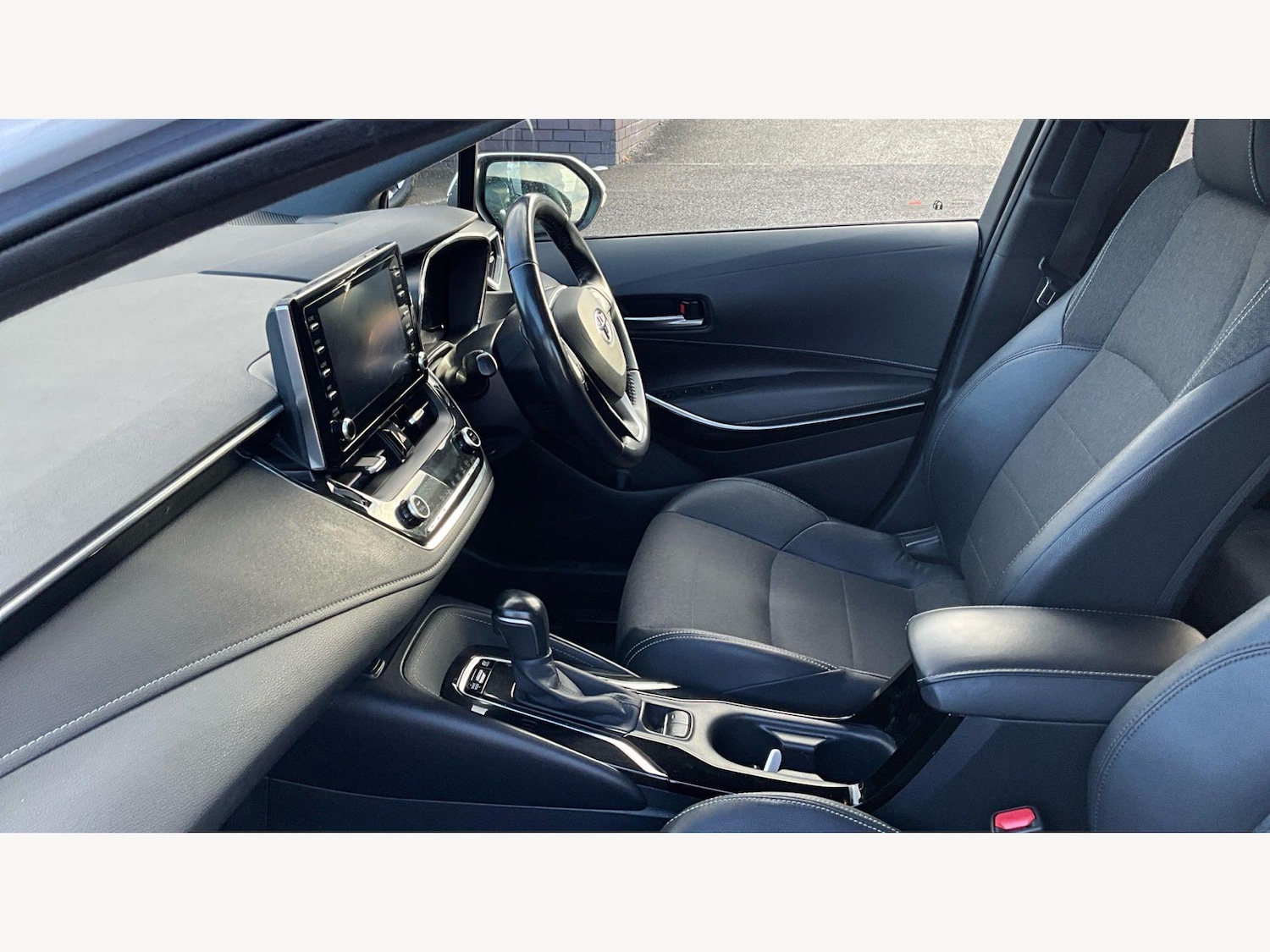 Used Toyota Corolla for sale - 77925121: Photo 12