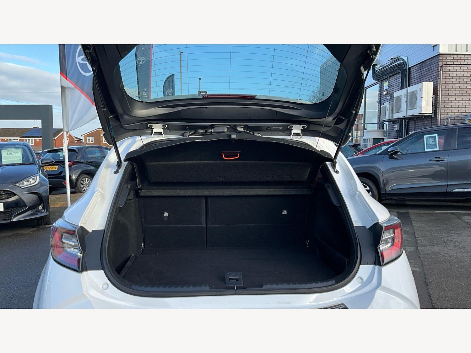 Used Toyota Corolla for sale - 77925121: Photo 16