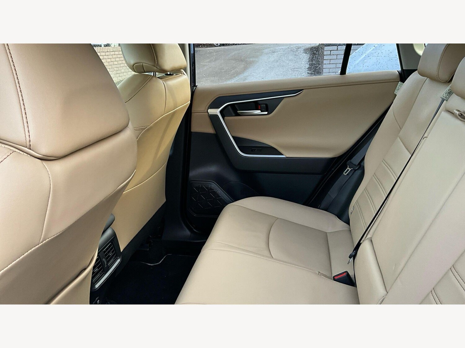 Used Toyota RAV4 for sale - 78147873: Photo 15