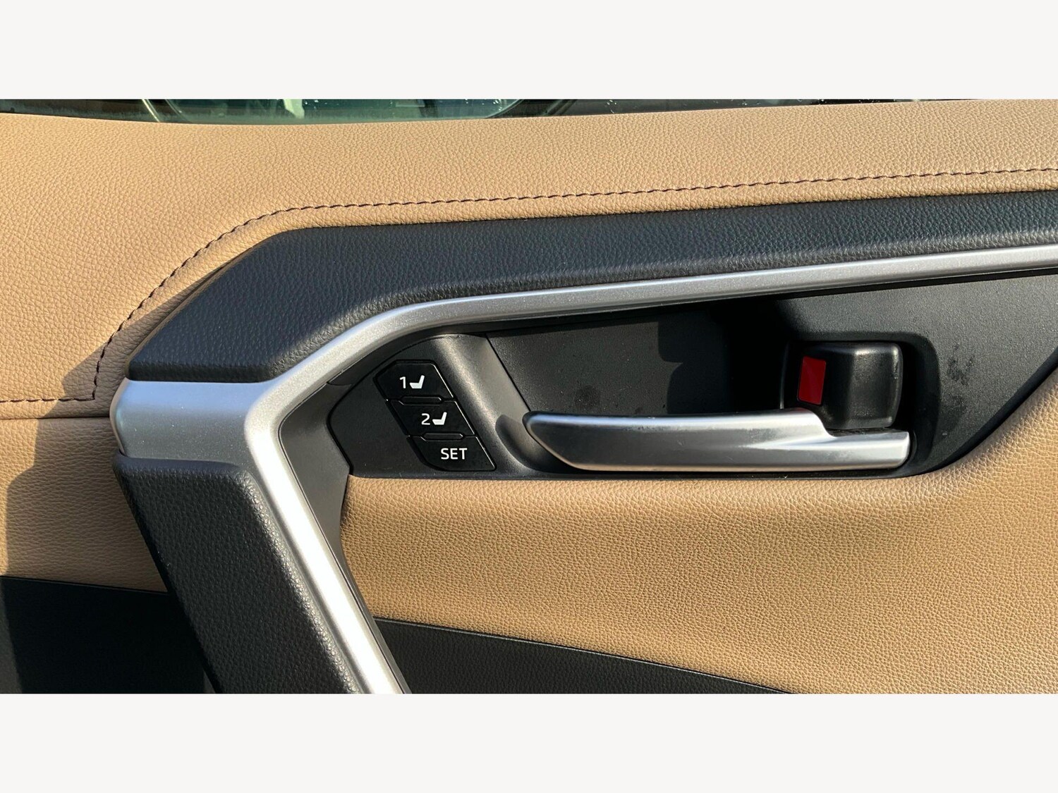 Used Toyota RAV4 for sale - 78147873: Photo 42