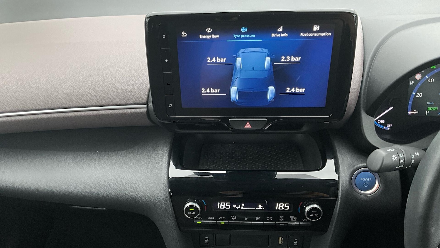 Used Toyota Yaris Cross 2022 for sale - 76337733: Photo 39