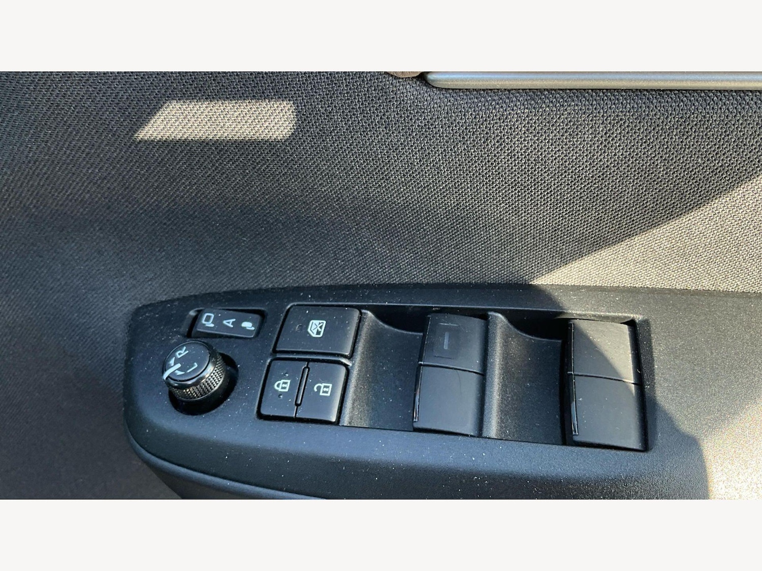 Used Toyota Yaris Cross 2022 for sale - 78100259: Photo 41