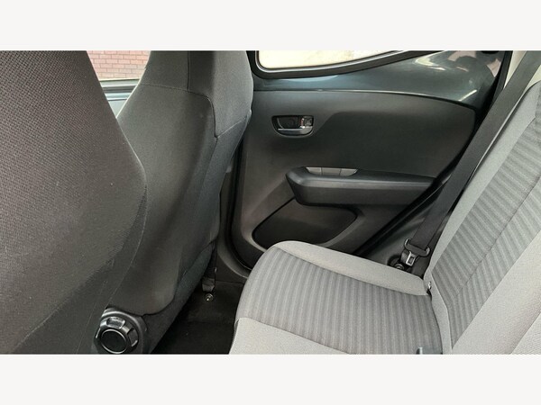 Used Toyota AYGO 2019 for sale - 76269985: Photo 15
