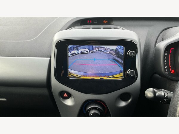 Used Toyota AYGO 2019 for sale - 76269985: Photo 33