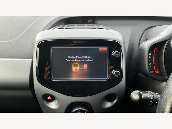 Used Toyota AYGO 2019 for sale - 76269985: Photo 9