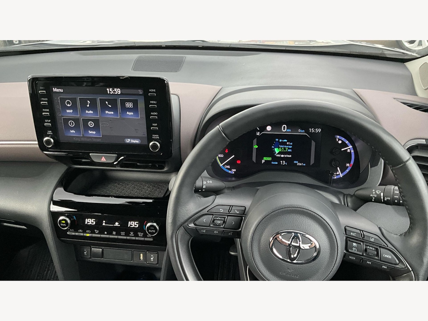Used Toyota Yaris Cross 2023 for sale - 76538561: Photo 10