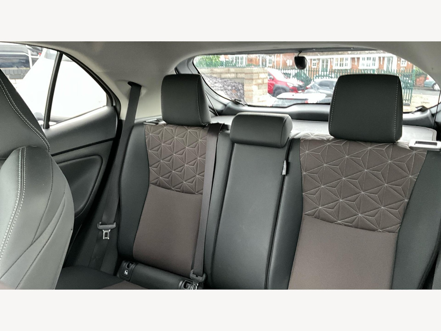 Used Toyota Yaris Cross 2023 for sale - 76538561: Photo 25