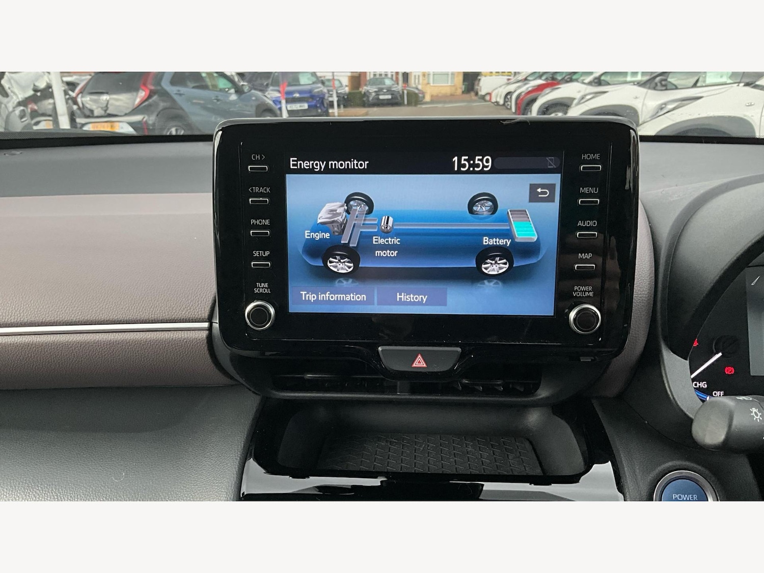 Used Toyota Yaris Cross 2023 for sale - 76538561: Photo 30