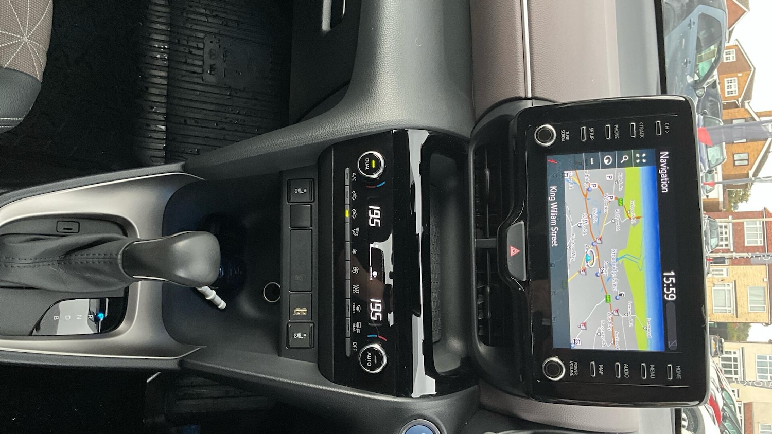 Used Toyota Yaris Cross 2023 for sale - 76538561: Photo 39