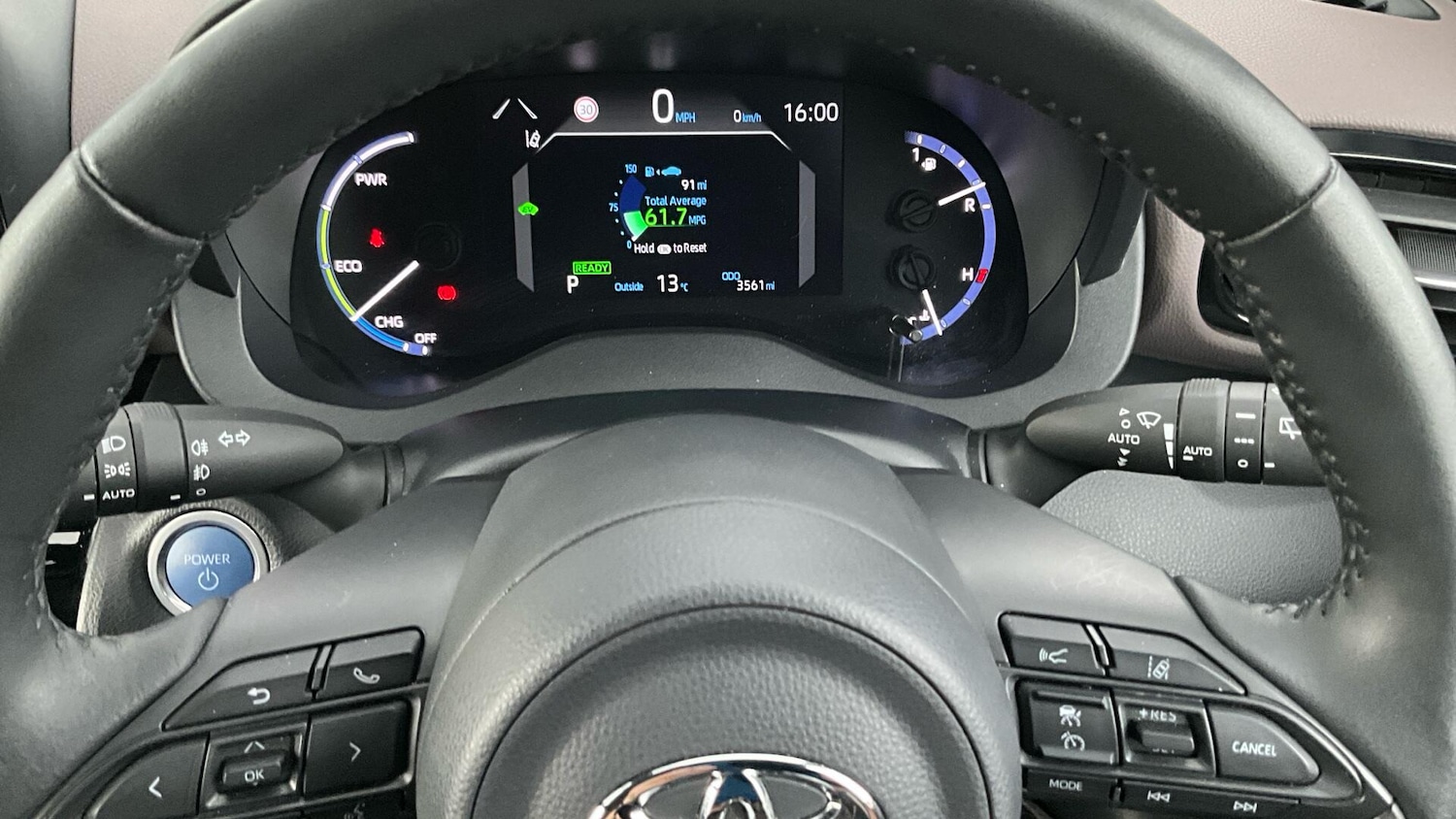 Used Toyota Yaris Cross 2023 for sale - 76538561: Photo 40