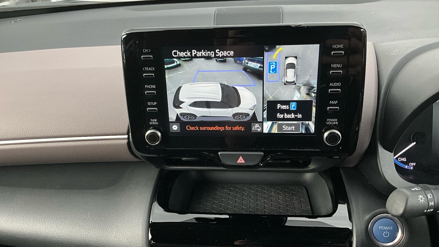 Used Toyota Yaris Cross 2023 for sale - 76538561: Photo 46