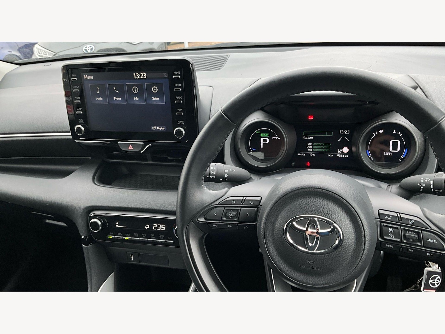 Used Toyota Yaris 2023 for sale - 78100290: Photo 10