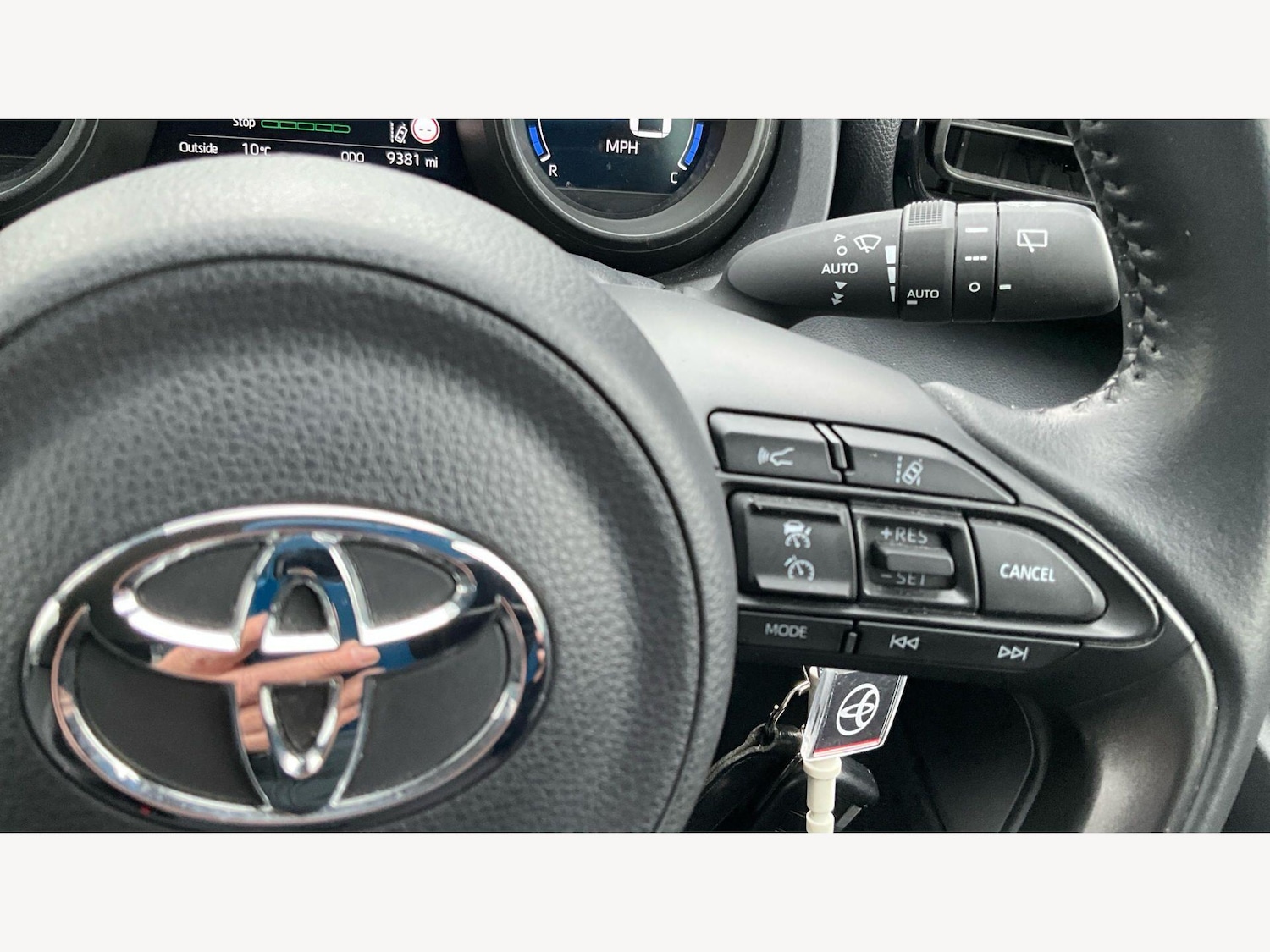 Used Toyota Yaris 2023 for sale - 78100290: Photo 36