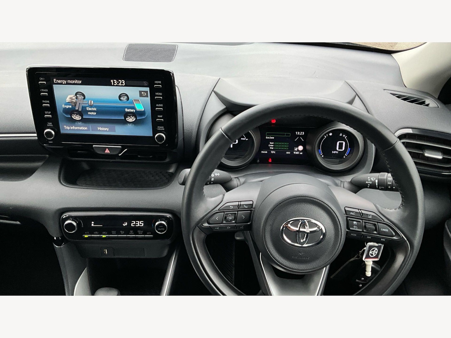 Used Toyota Yaris 2023 for sale - 78100290: Photo 7