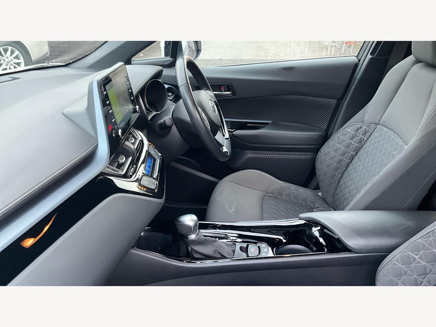 Used Toyota C-HR for sale - 77238326: Photo 12