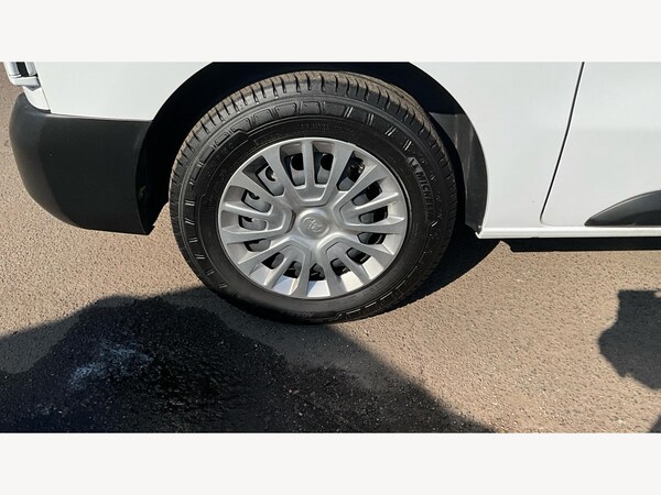 Used Toyota ProAce 2023 for sale - 76259036: Photo 32