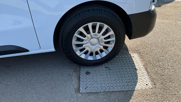 Used Toyota ProAce 2023 for sale - 76259036: Photo 35