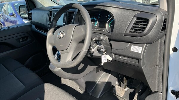 Used Toyota ProAce 2023 for sale - 76259036: Photo 42