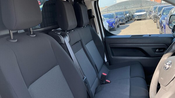 Used Toyota ProAce 2023 for sale - 76259036: Photo 44