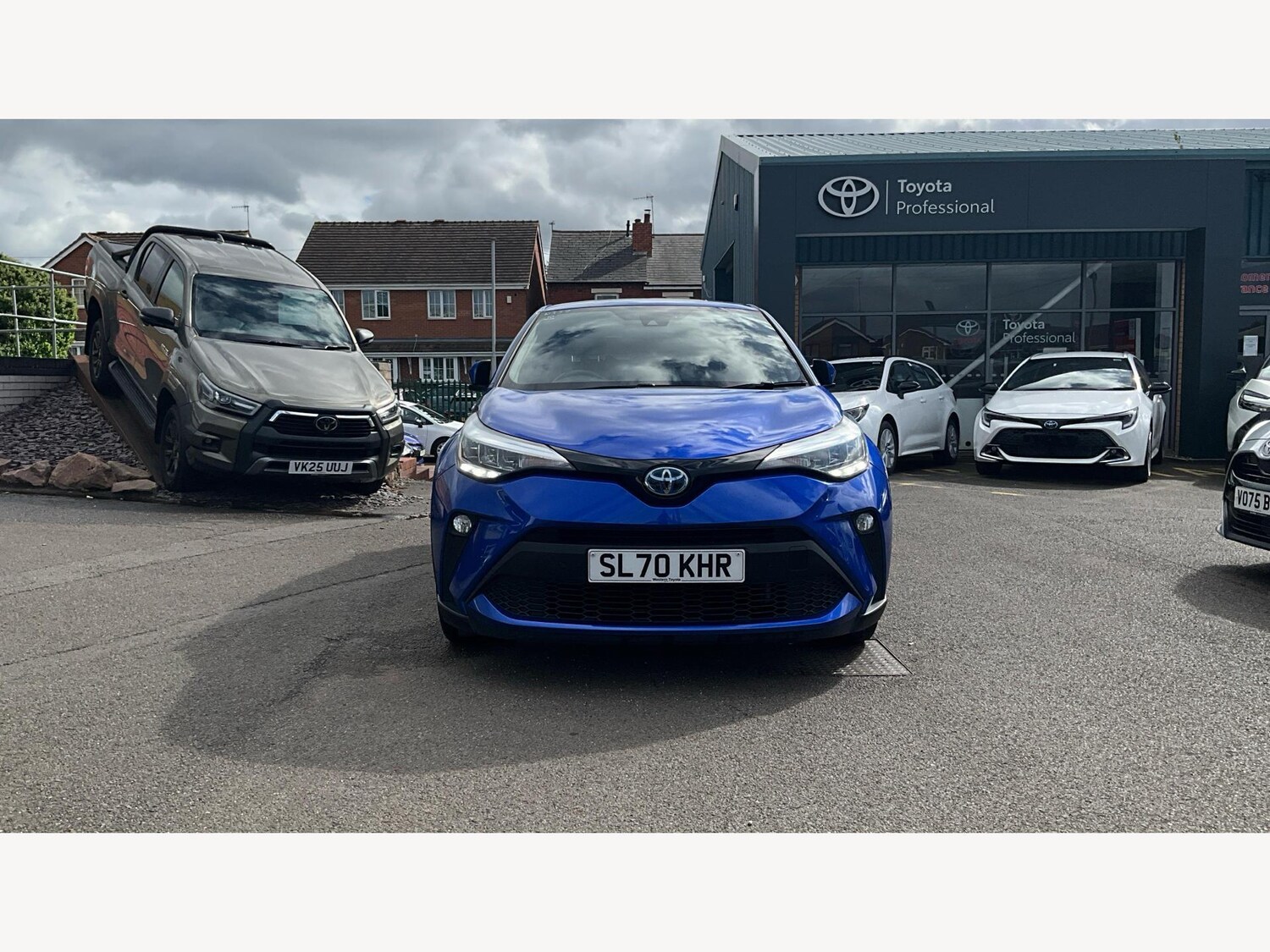 Used Toyota C-HR 2020 for sale - 76043080: Photo 17