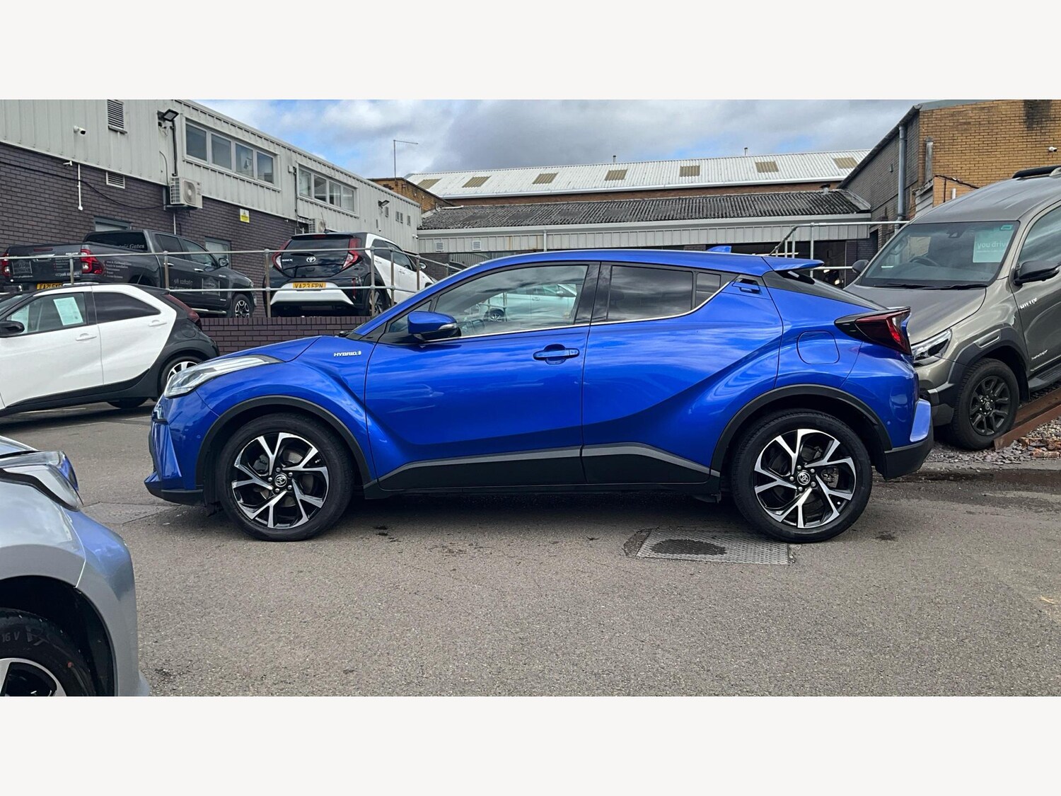 Used Toyota C-HR 2020 for sale - 76043080: Photo 19