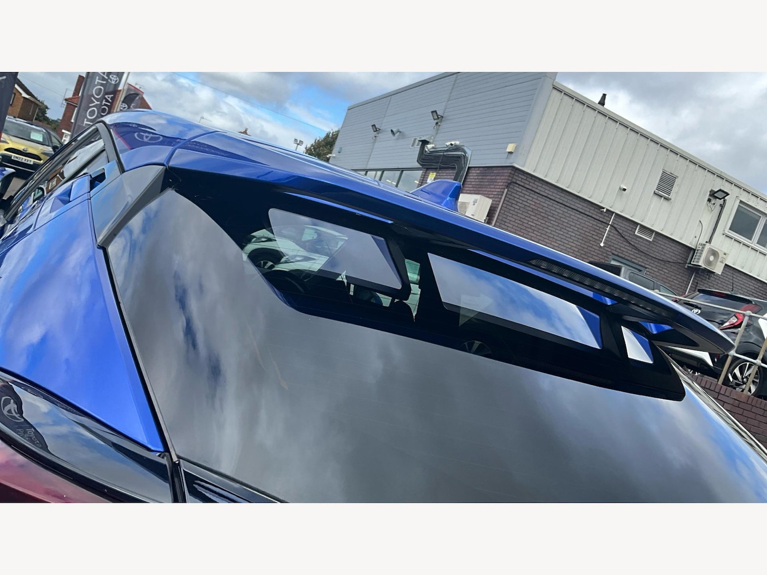 Used Toyota C-HR 2020 for sale - 76043080: Photo 28