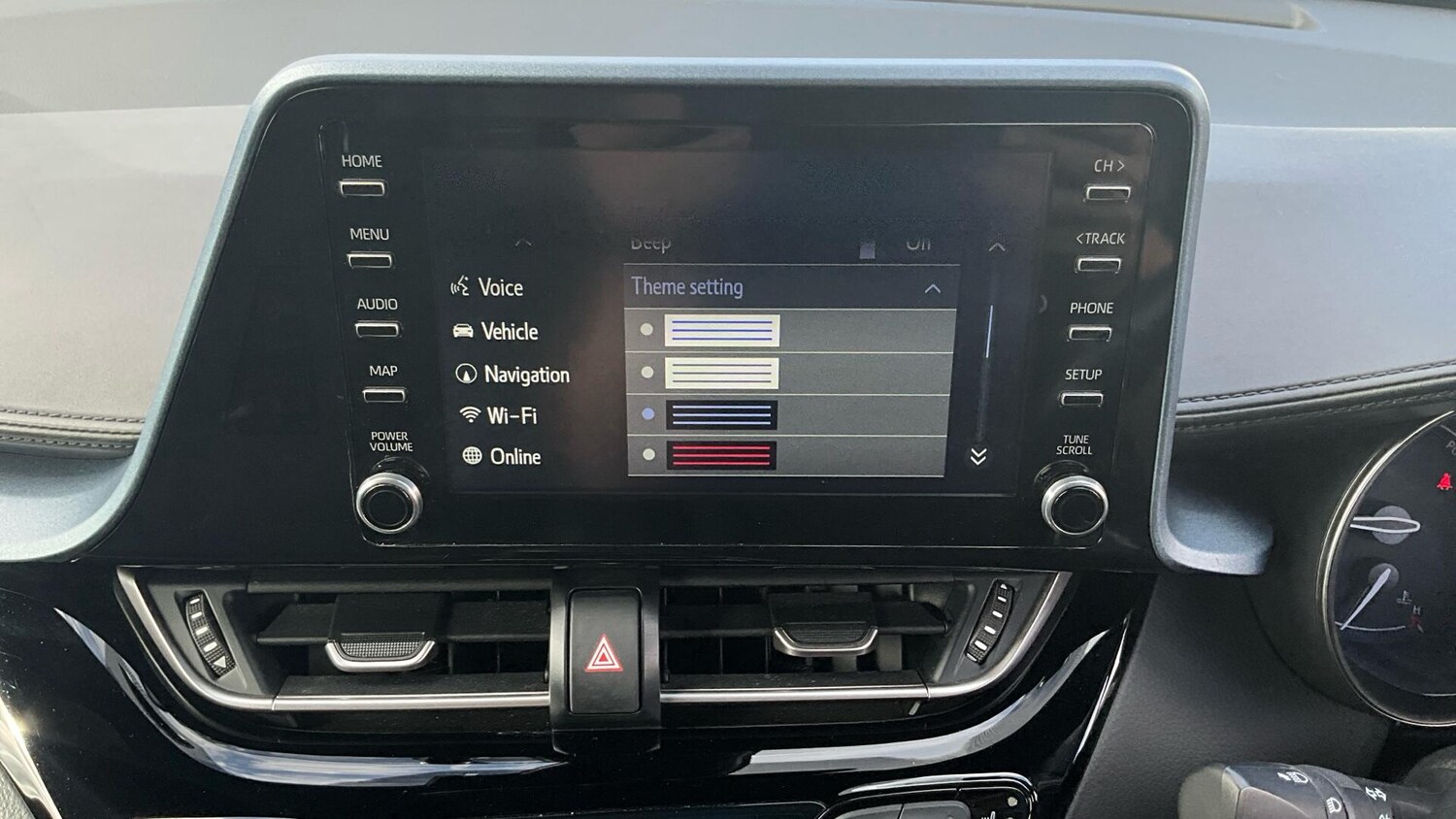 Used Toyota C-HR 2020 for sale - 76043080: Photo 61