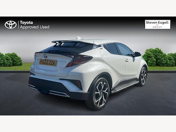 Used Toyota C-HR 2022 for sale - 79202102: Photo