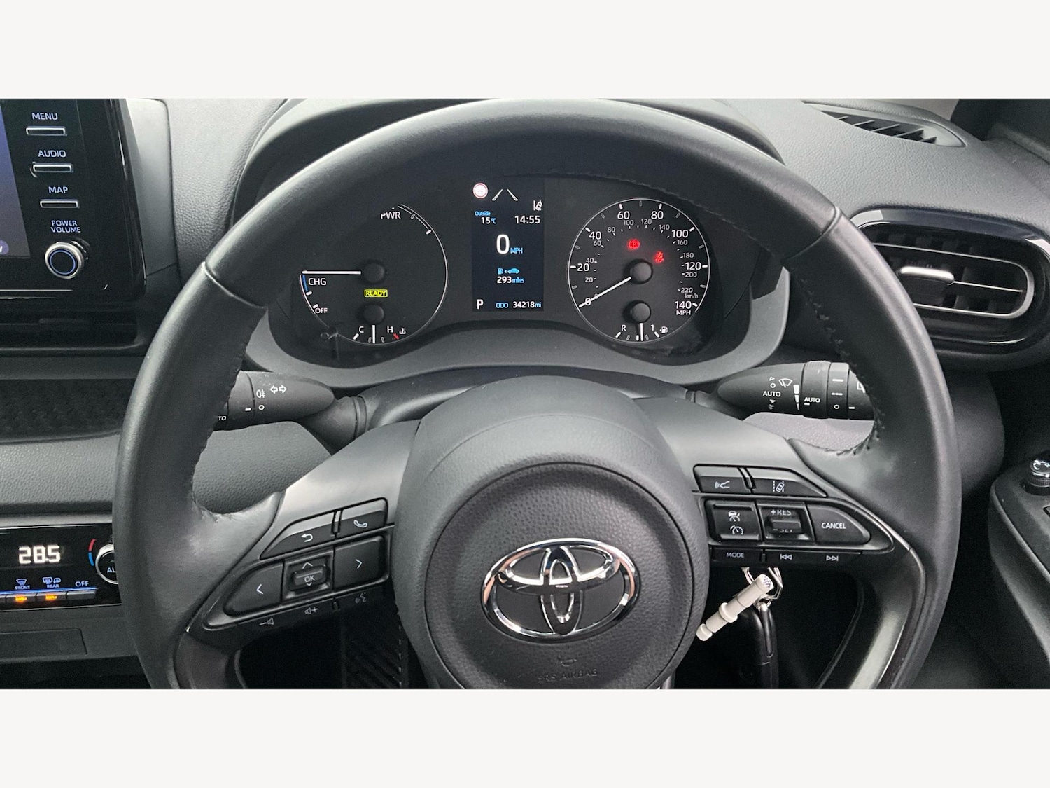 Used Toyota Yaris 2023 for sale - 76689667: Photo 11