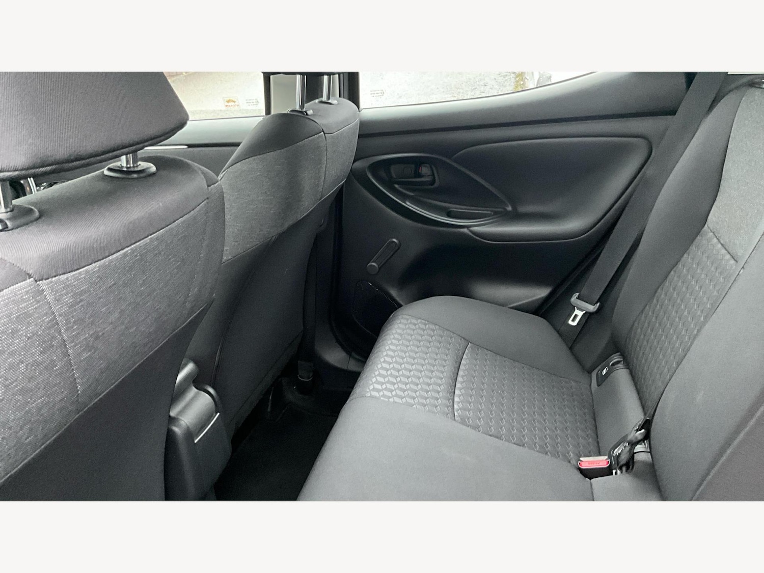 Used Toyota Yaris 2023 for sale - 76689667: Photo 15