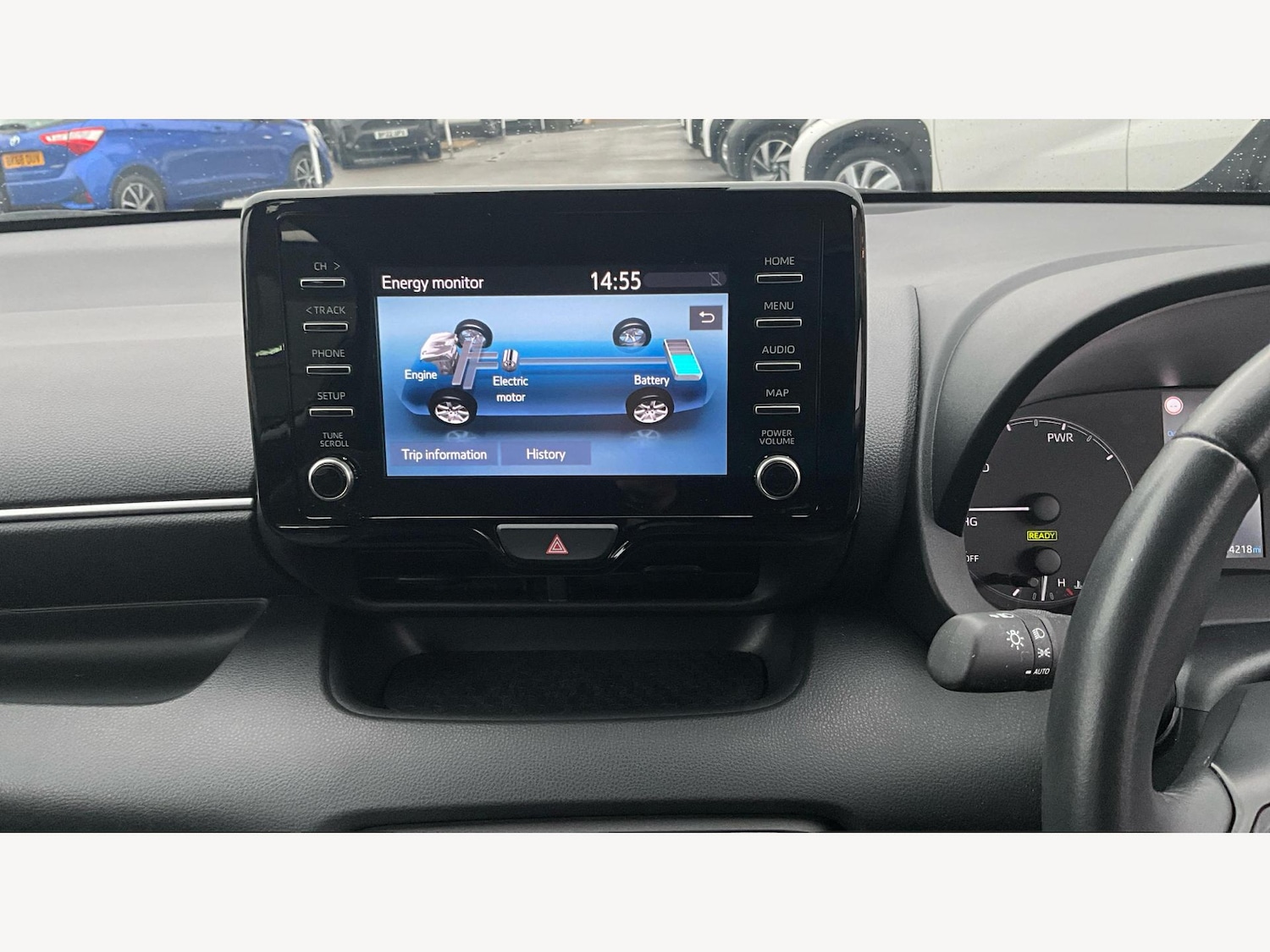 Used Toyota Yaris 2023 for sale - 76689667: Photo 30