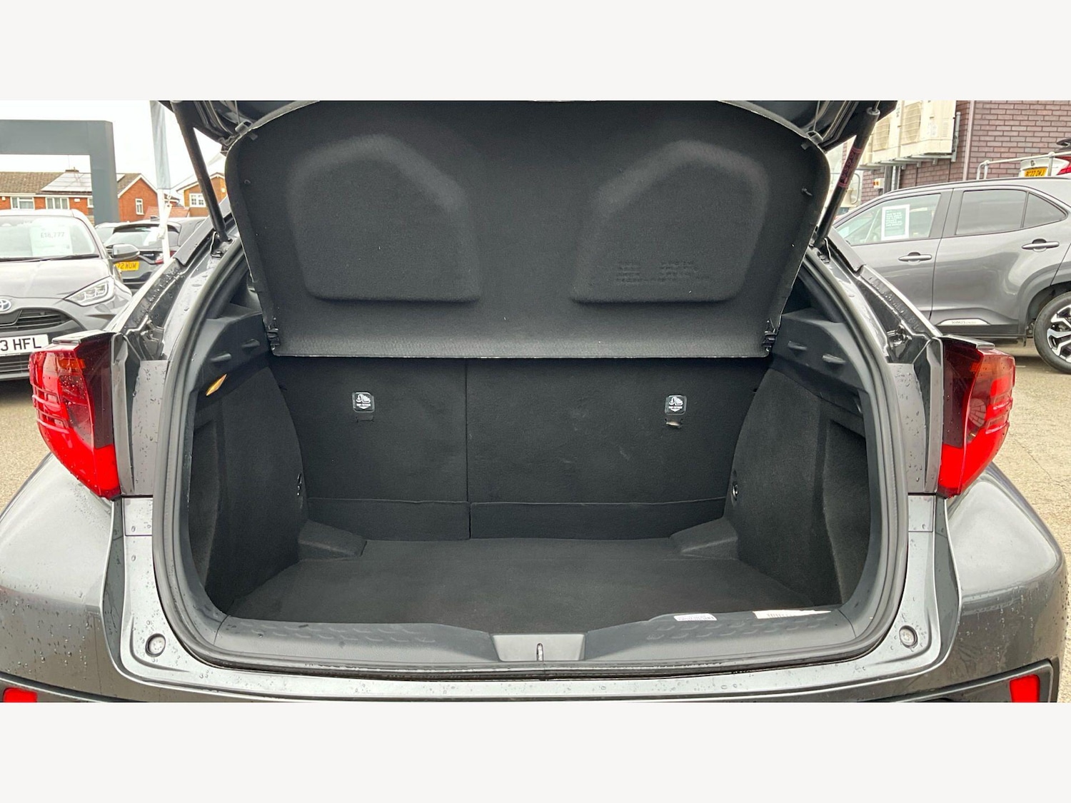 Used Toyota C-HR for sale - 78034148: Photo 16