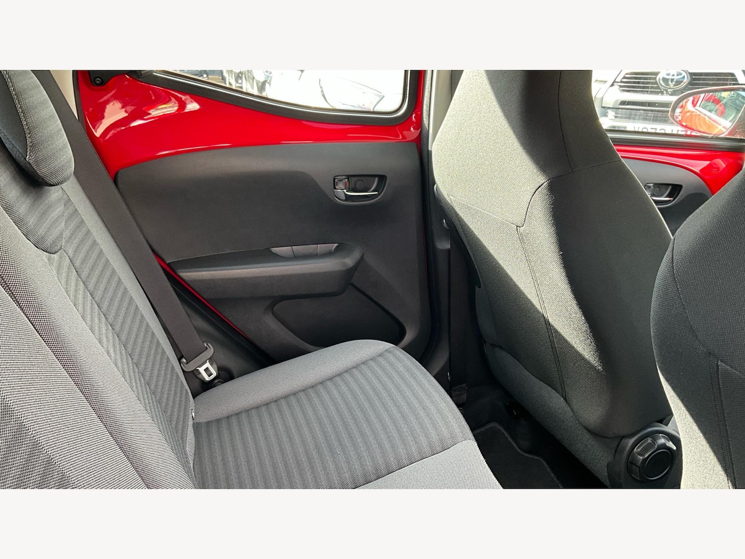 Used Toyota AYGO 2019 for sale - 76175600: Photo 14