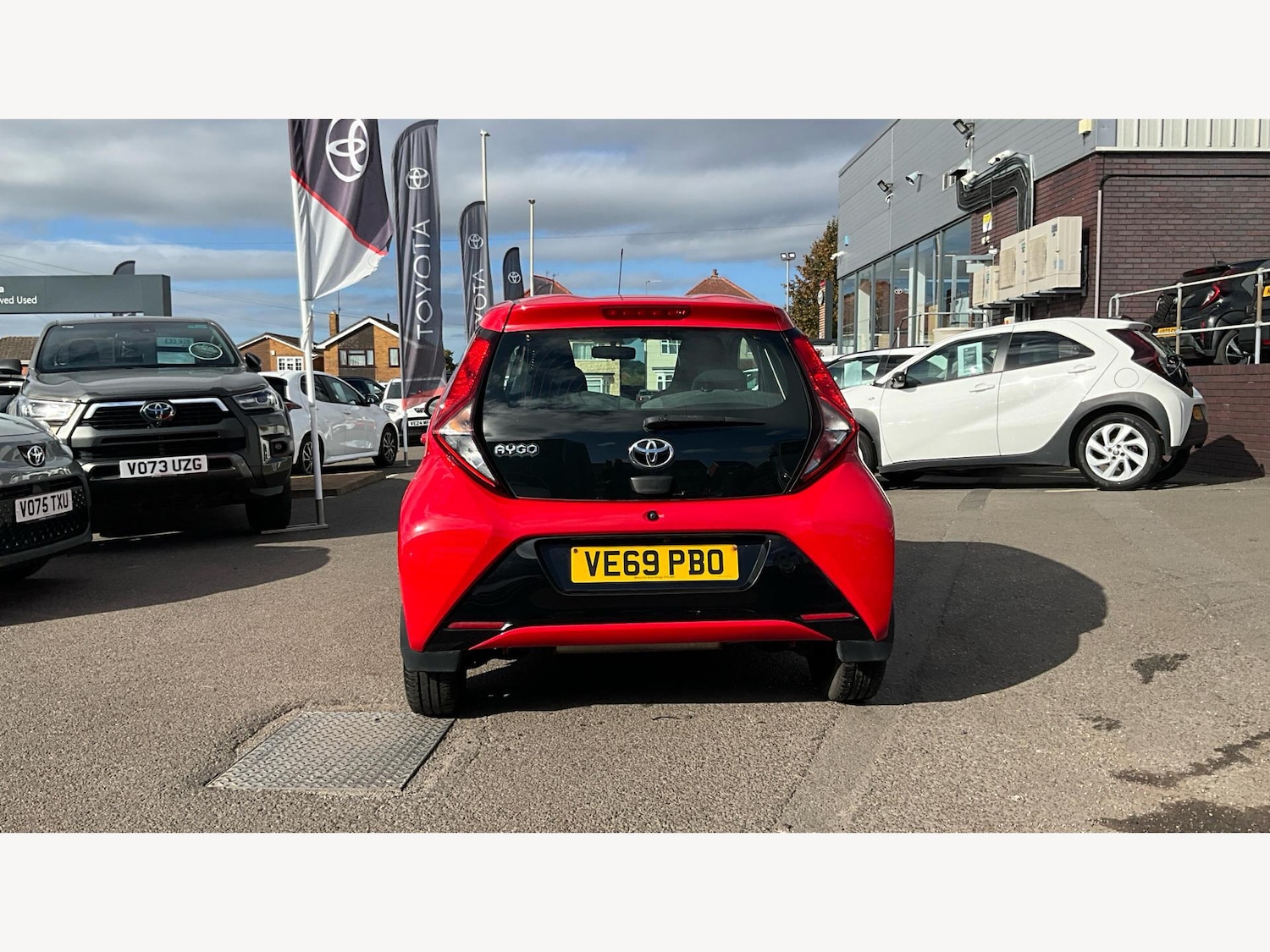 Used Toyota AYGO 2019 for sale - 76175600: Photo 21