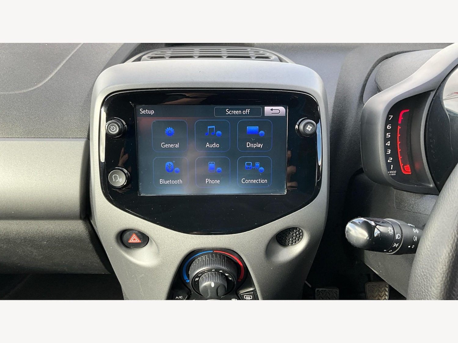 Used Toyota AYGO 2019 for sale - 76175600: Photo 31