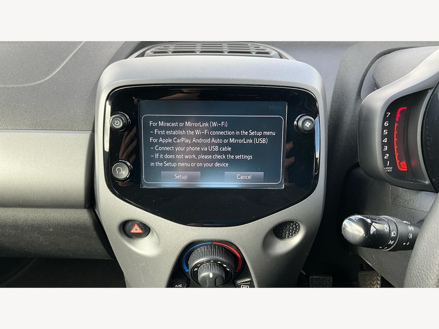 Used Toyota AYGO 2019 for sale - 76175600: Photo 9