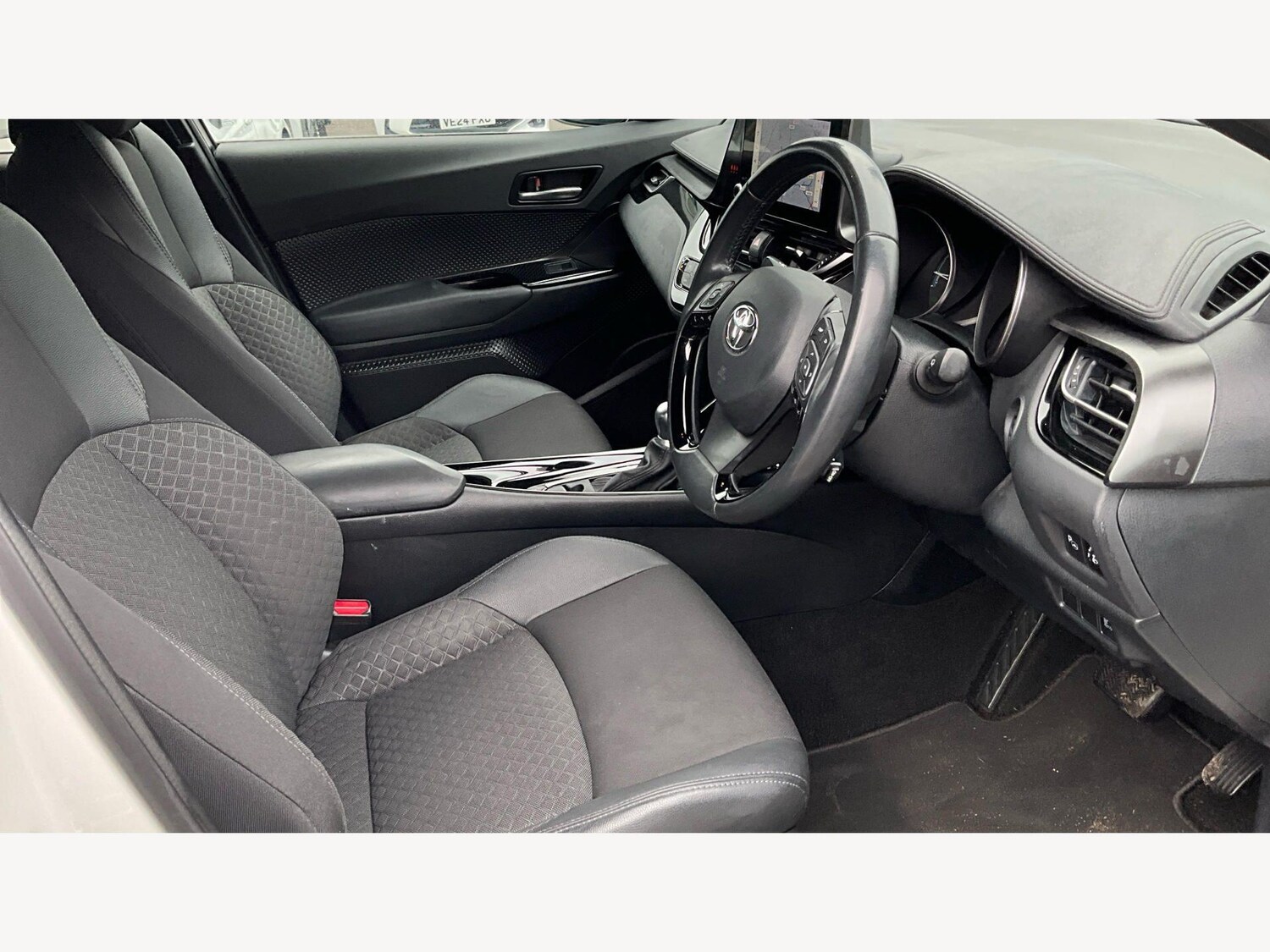 Used Toyota C-HR 2023 for sale - 77925873: Photo 13