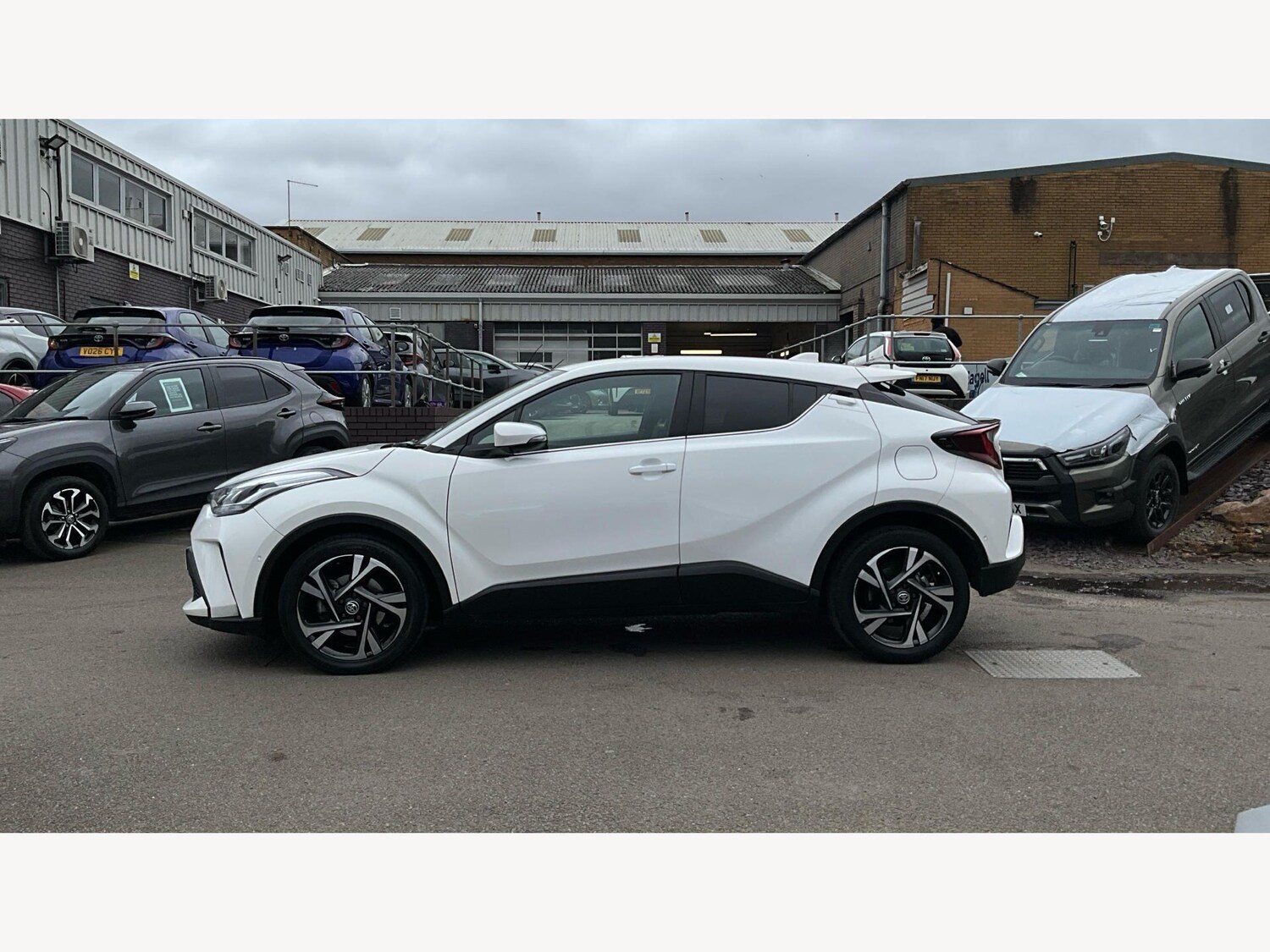 Used Toyota C-HR 2023 for sale - 77925873: Photo 19