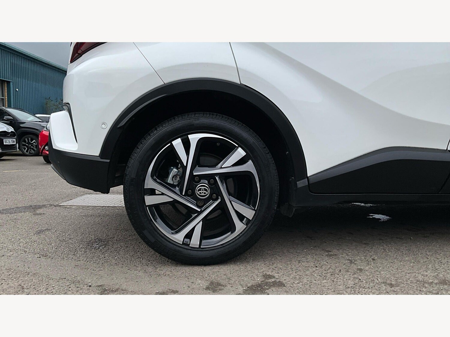 Used Toyota C-HR 2023 for sale - 77925873: Photo 20