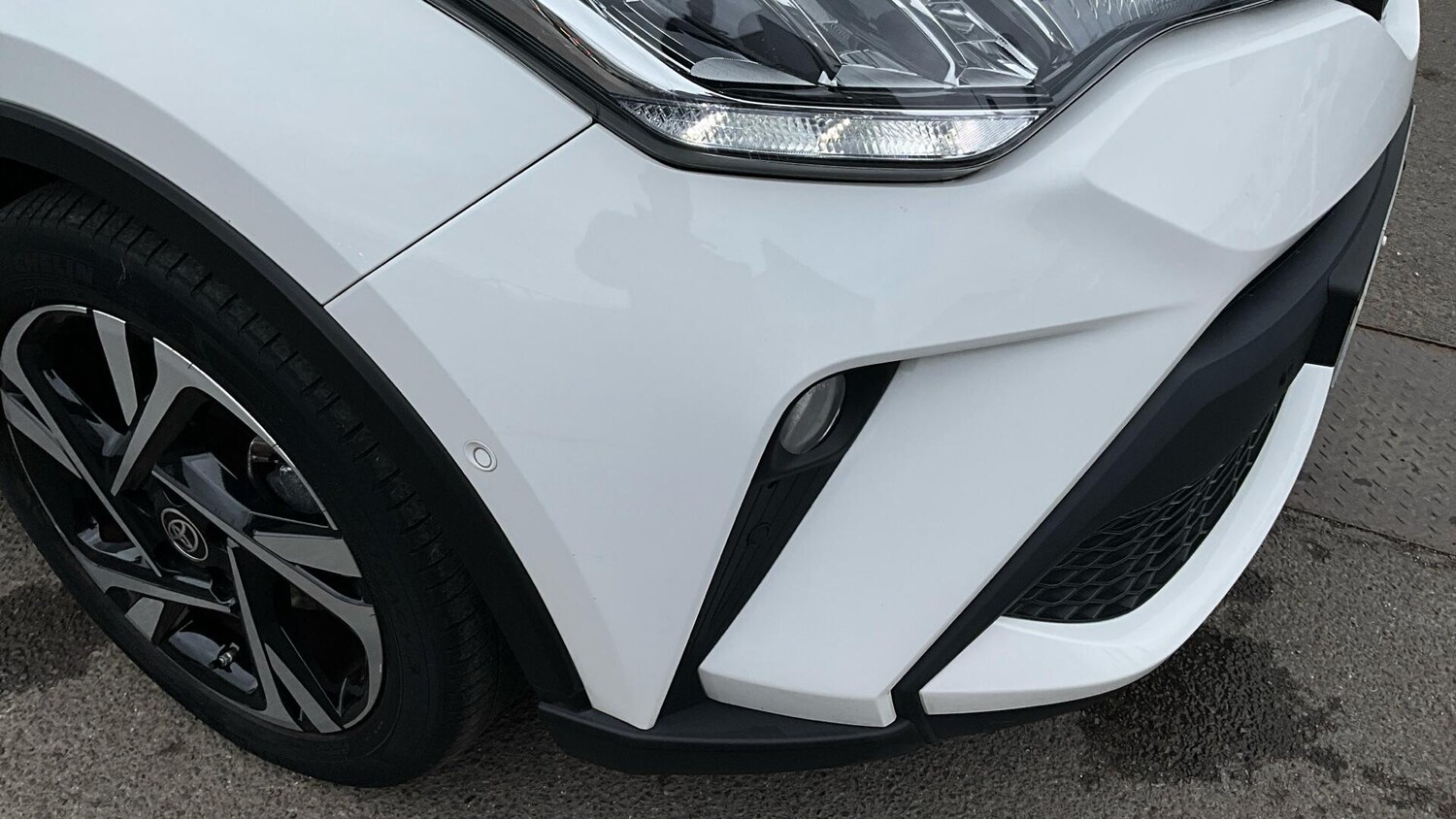 Used Toyota C-HR 2023 for sale - 77925873: Photo 43
