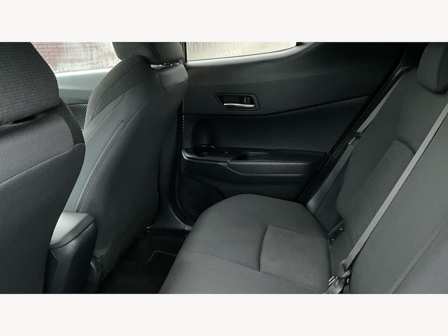 Used Toyota C-HR 2018 for sale - 77537304: Photo 15