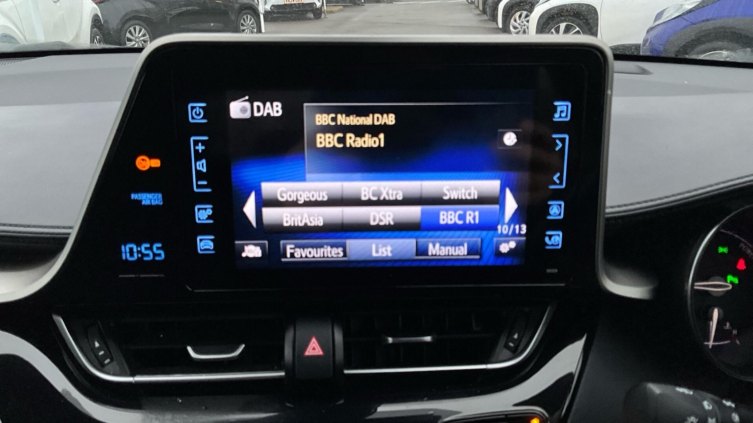 Used Toyota C-HR 2018 for sale - 77537304: Photo 32