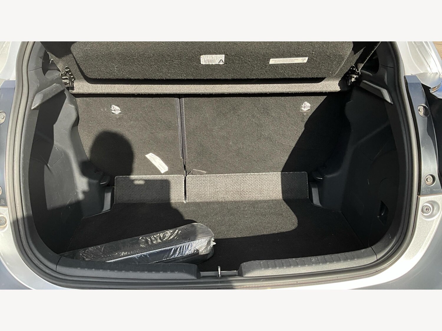 Used Toyota Yaris 2023 for sale - 76326416: Photo 16