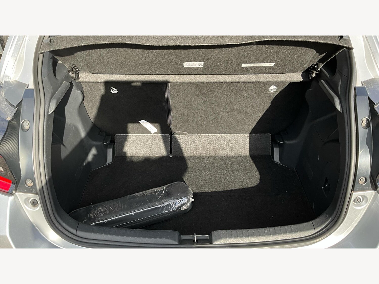 Used Toyota Yaris 2023 for sale - 76326416: Photo 23