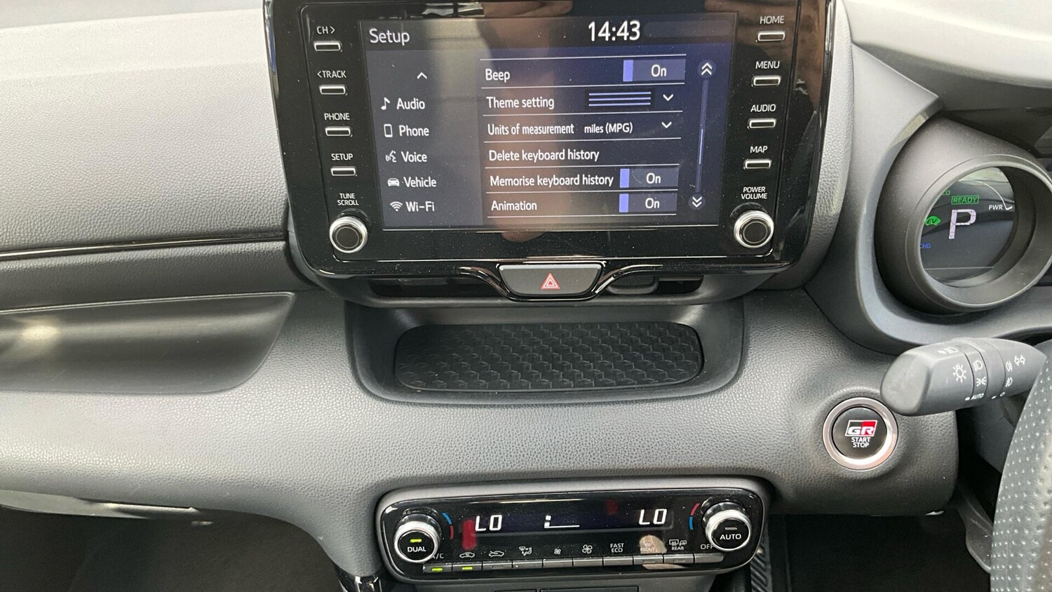 Used Toyota Yaris 2023 for sale - 76326416: Photo 43