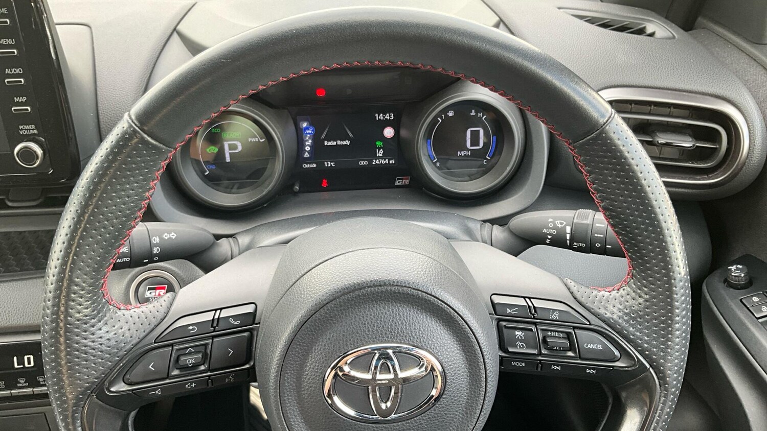 Used Toyota Yaris 2023 for sale - 76326416: Photo 47